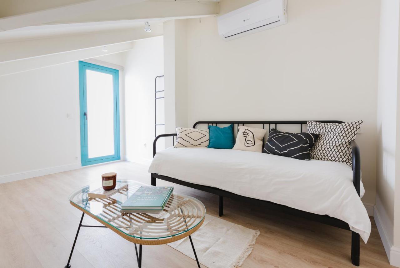 Atenea Malaga Apartments מראה חיצוני תמונה